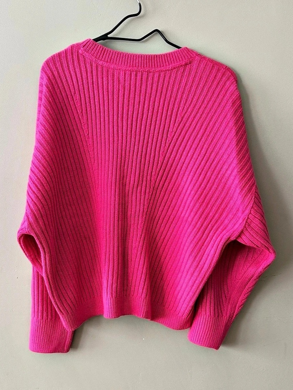 Gap Cable Knit Sweater in Pink Like New - Picture 3 of 5